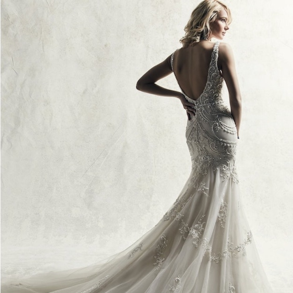 Maggie Sottero Judson Wedding Dress - Picture 2 of 6